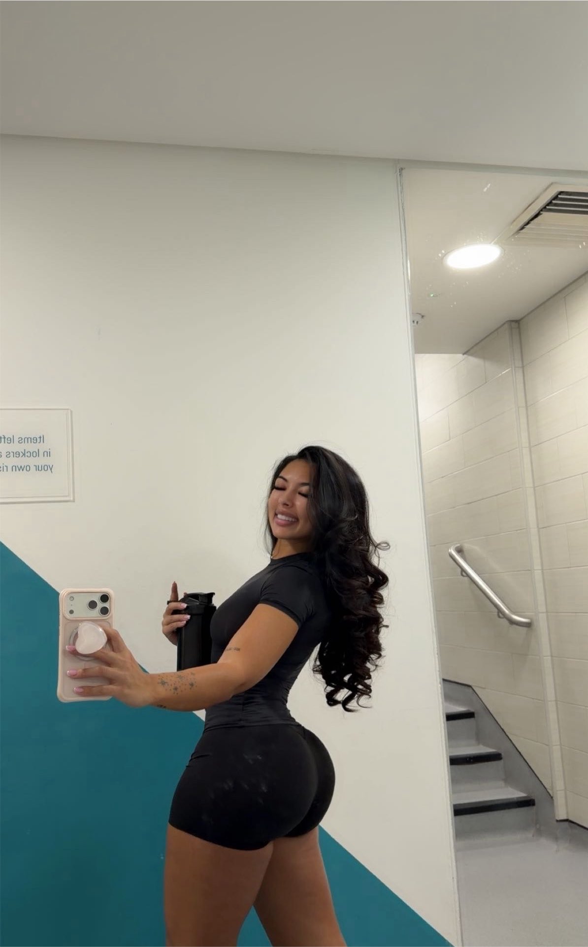 vanessasimplyyy