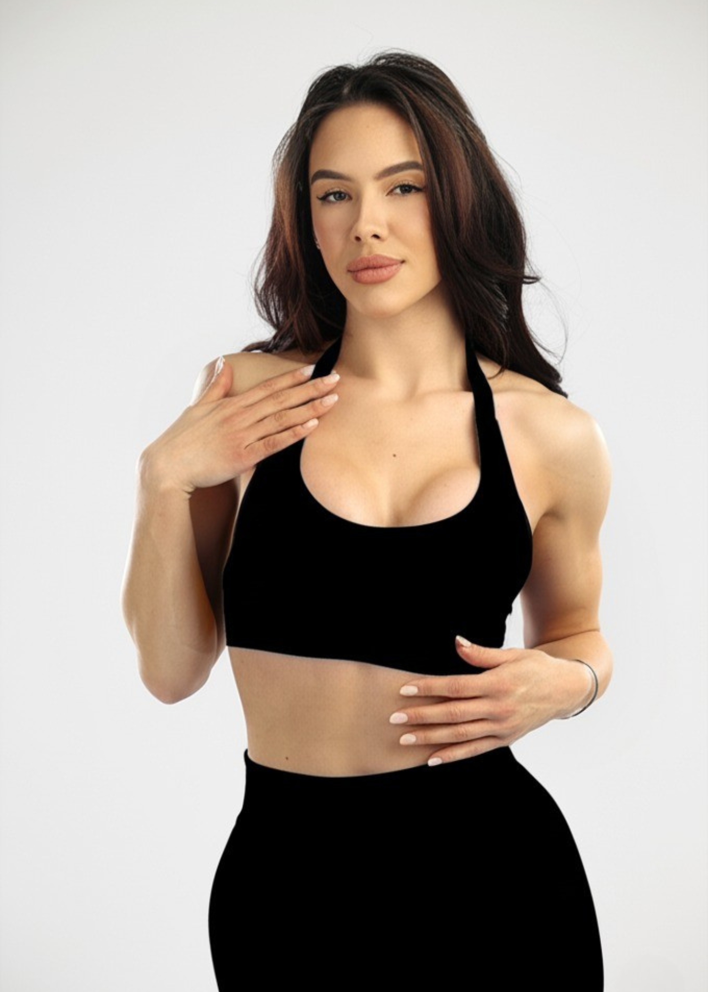 Move Seamless Bra Black — shop and try on with AI characters