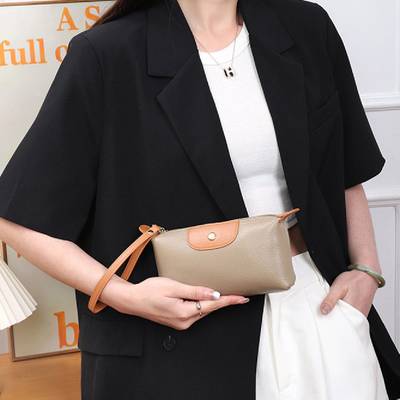Large Capacity Women's Leather Handbag