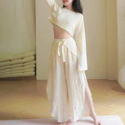 Wide-Leg Flow Yoga Set | Soft Structure & Everyday Ease