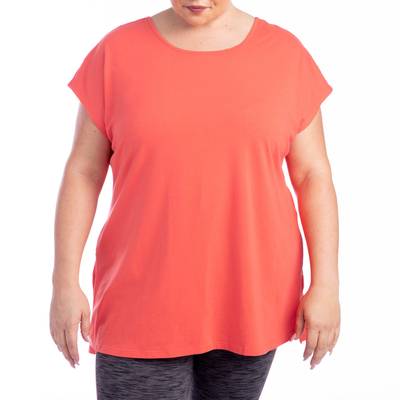 Julisa Tee
