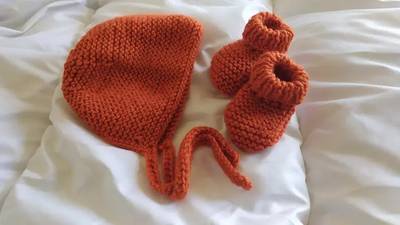 Beguin and wool slippers for babies